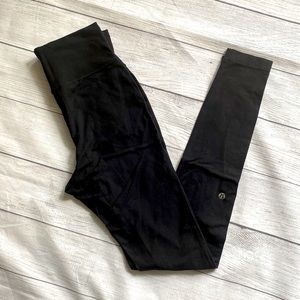 Lululemon Black Leggings Pockets!